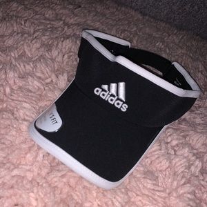 Adidas visor